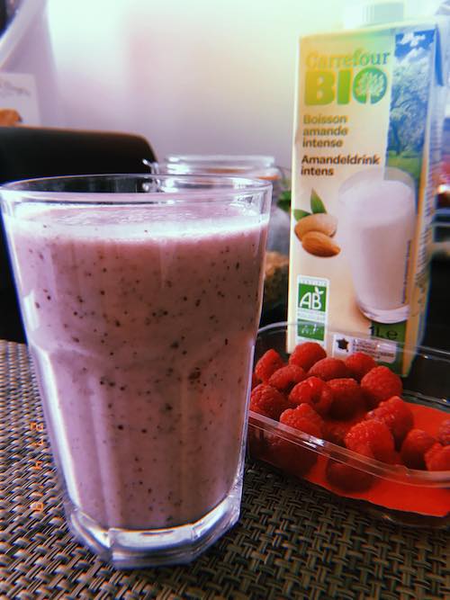 smoothie banane et lait d'amande