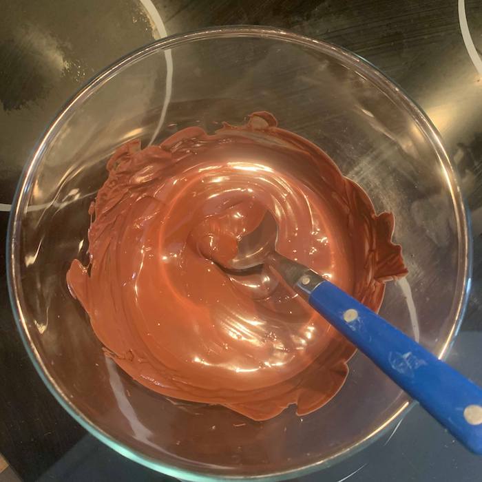 chocolat fondu dans un bain marie