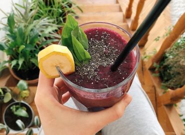 smoothie protéiné aux fruits rouges